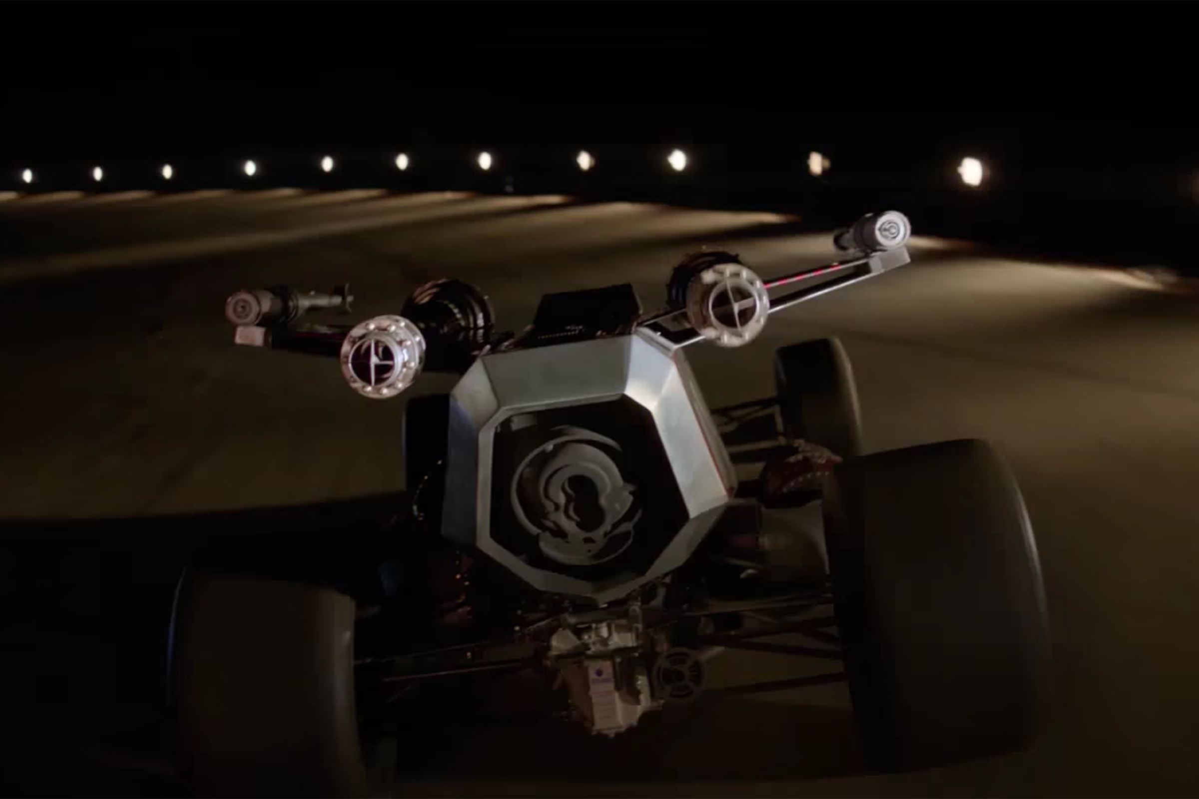 Hot Wheels X-Wing Carship - rear