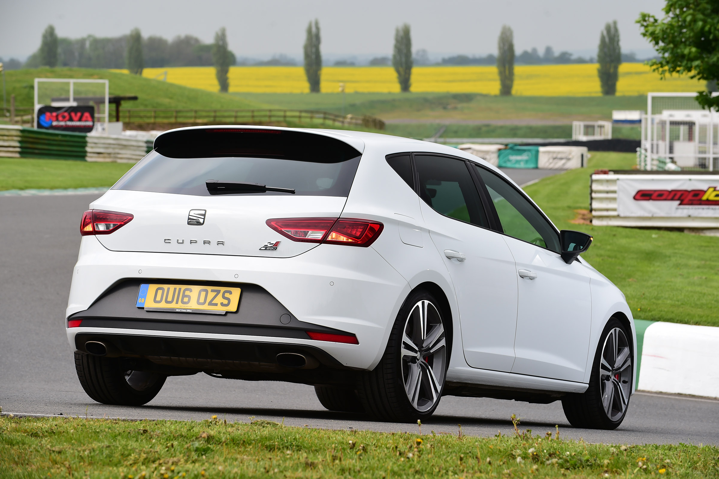 SEAT Leon Cupra 290 - rear static