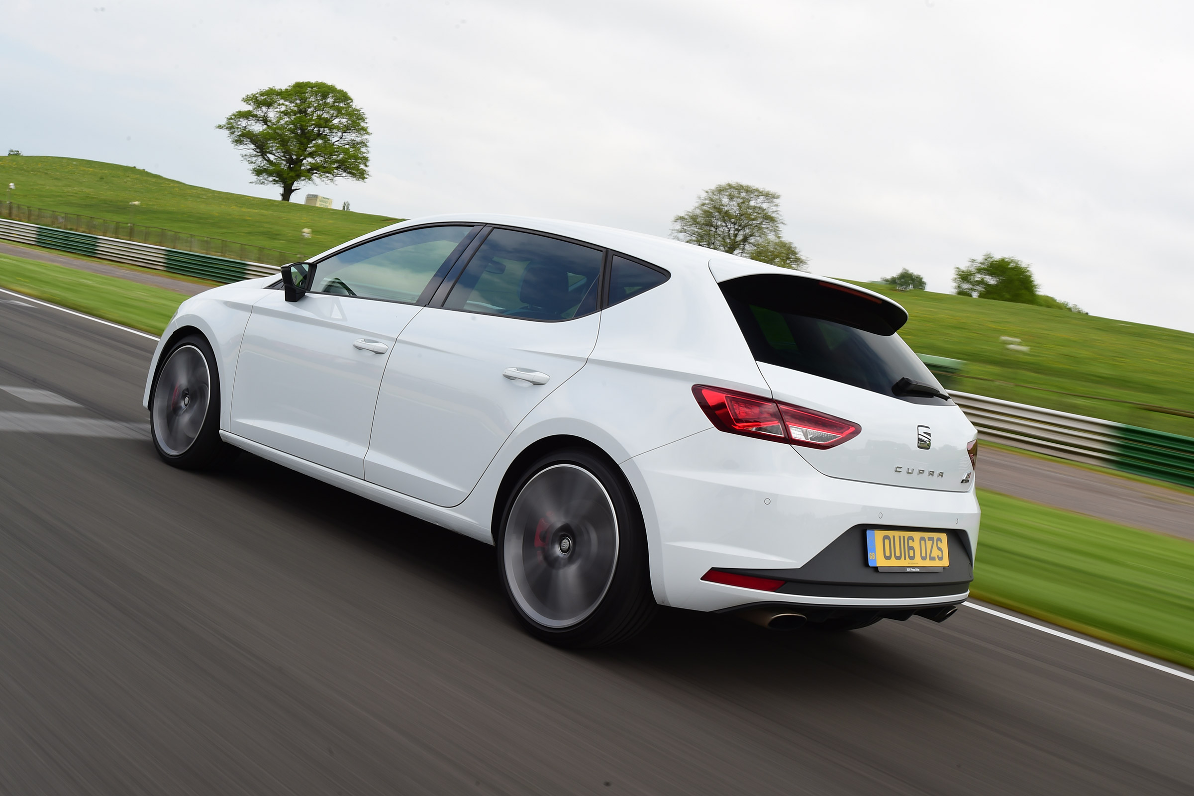 SEAT Leon Cupra 290 - rear