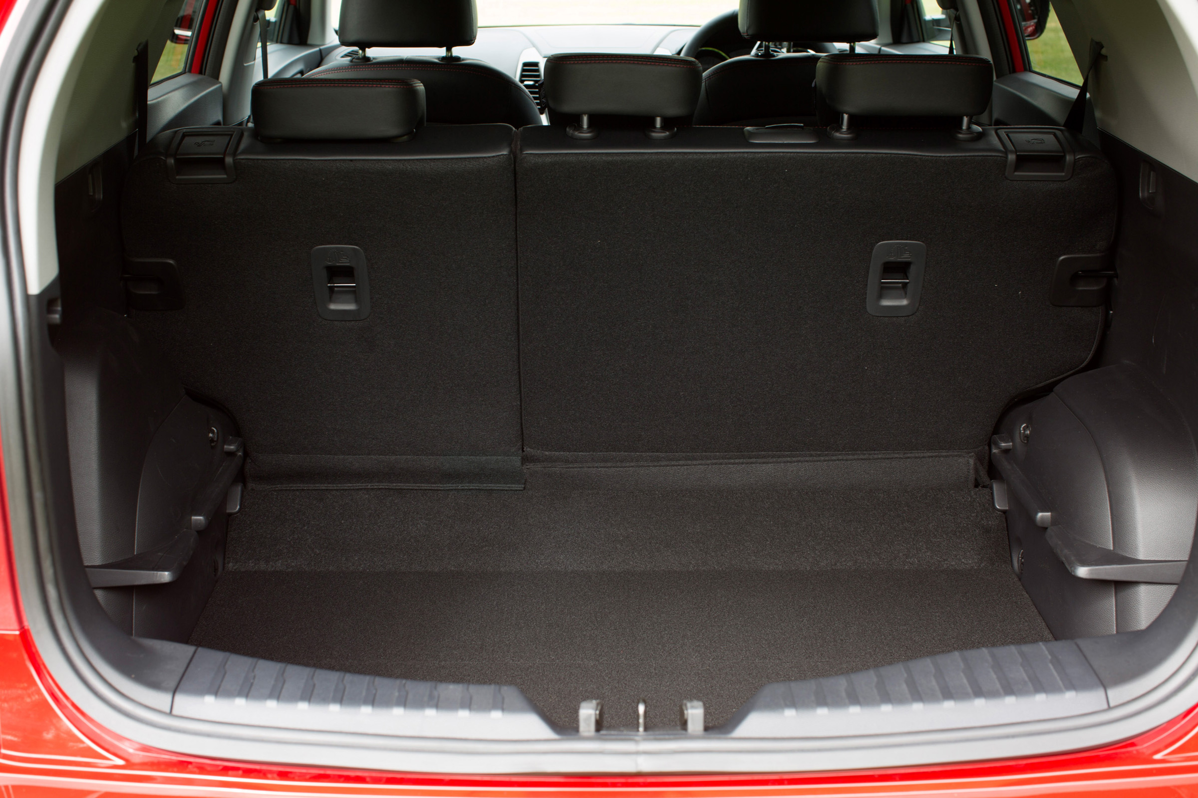 SsangYong Tivoli XLV 2016 UK - boot