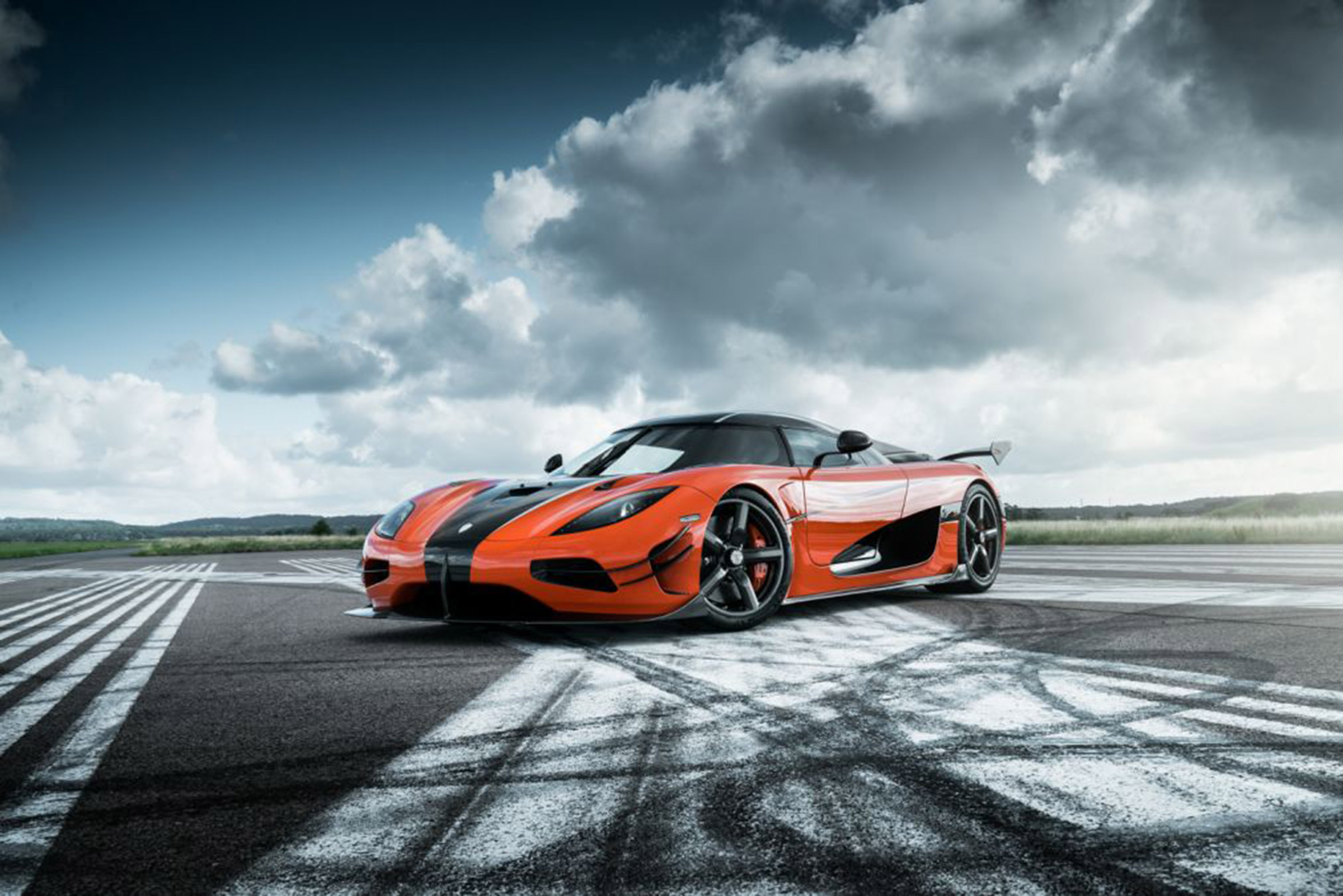 Koenigsegg Agera XS front side