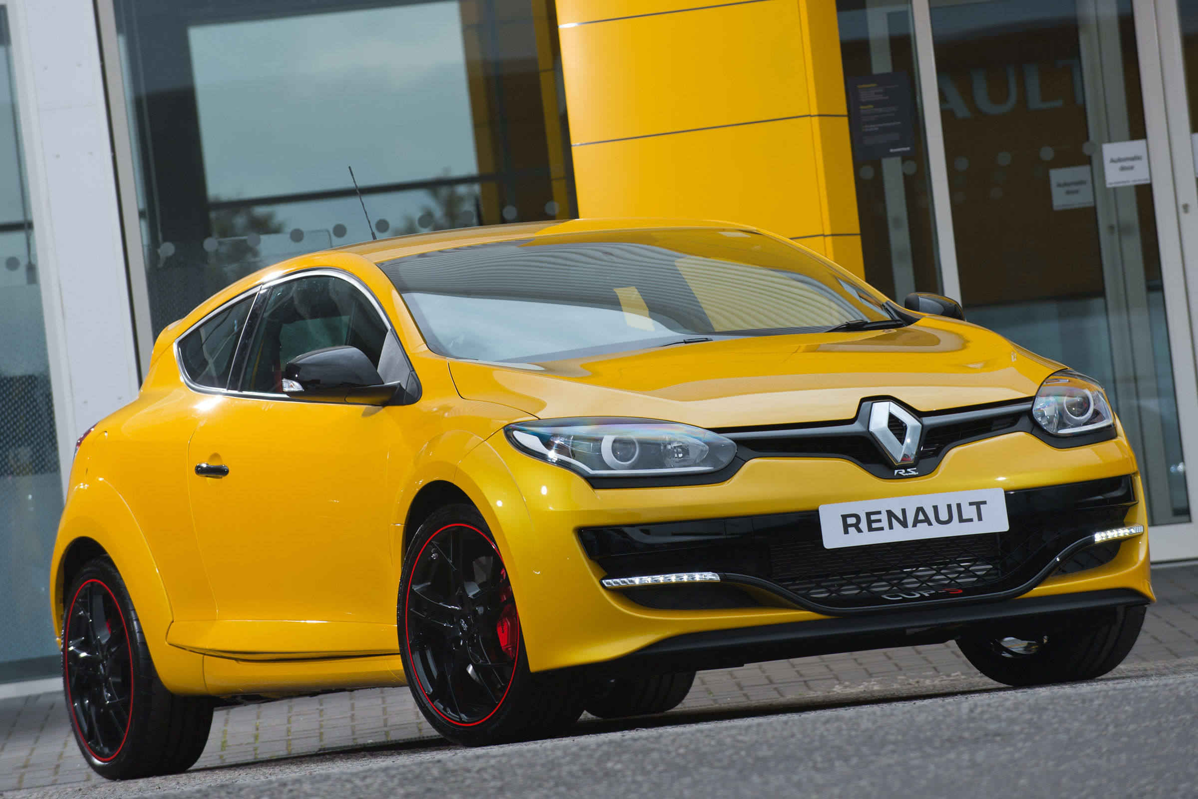 Renaultsport Megane 275 Cup - front three quarter