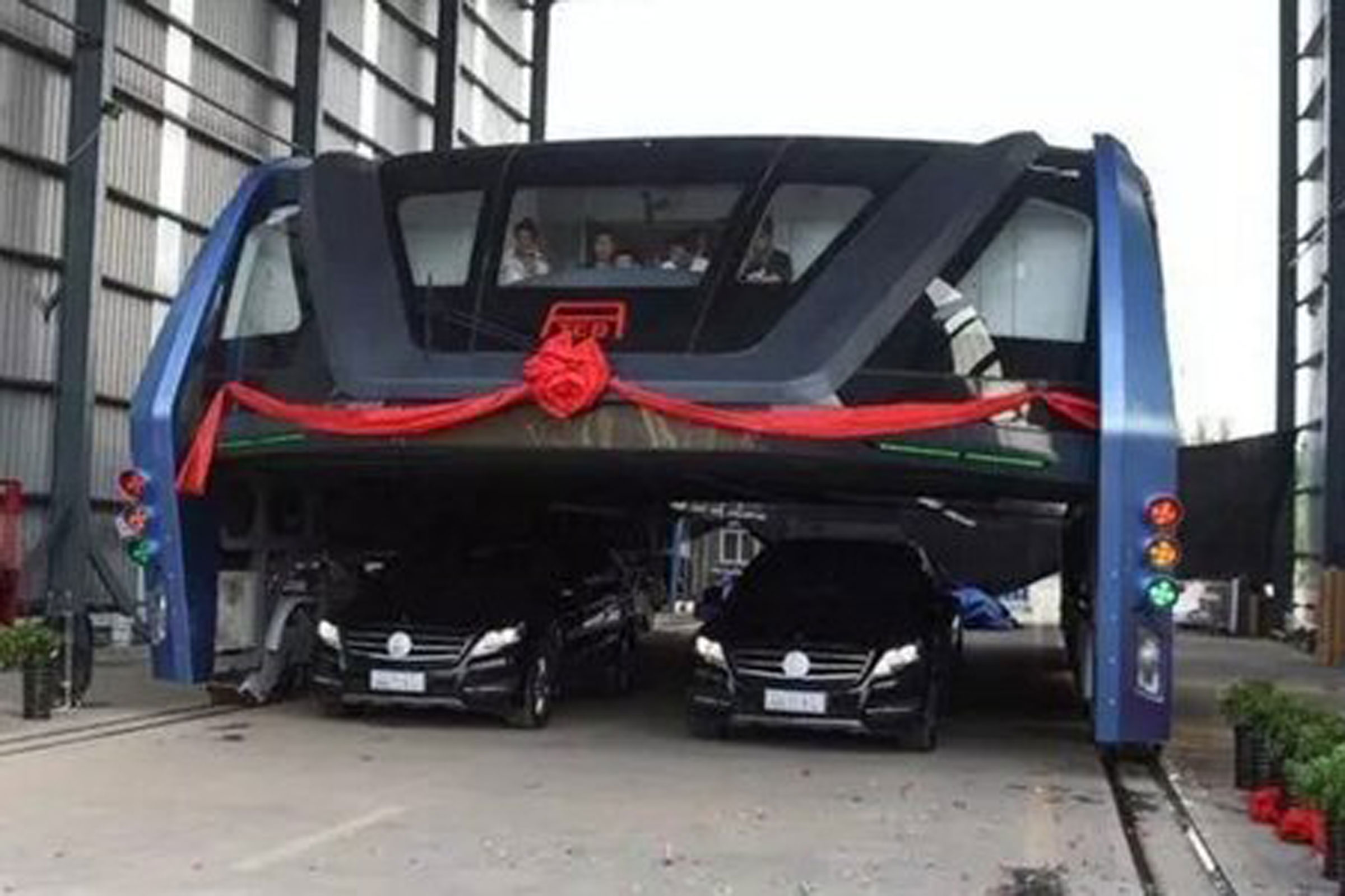 TEB-1 Transport Elevated Bus 