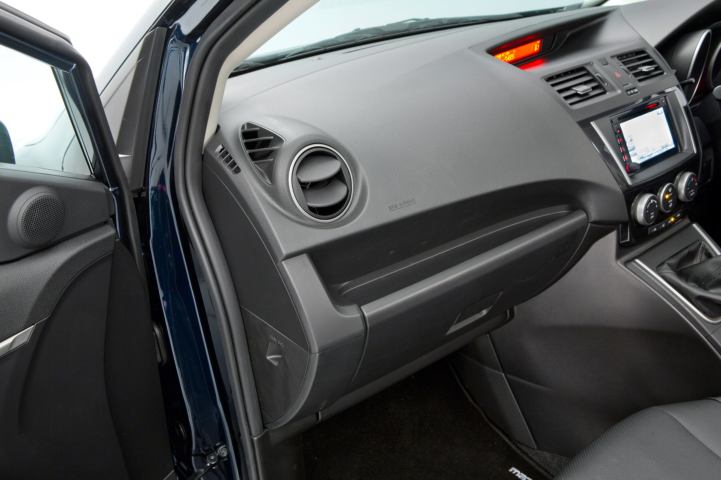 Used Mazda 5 - materials