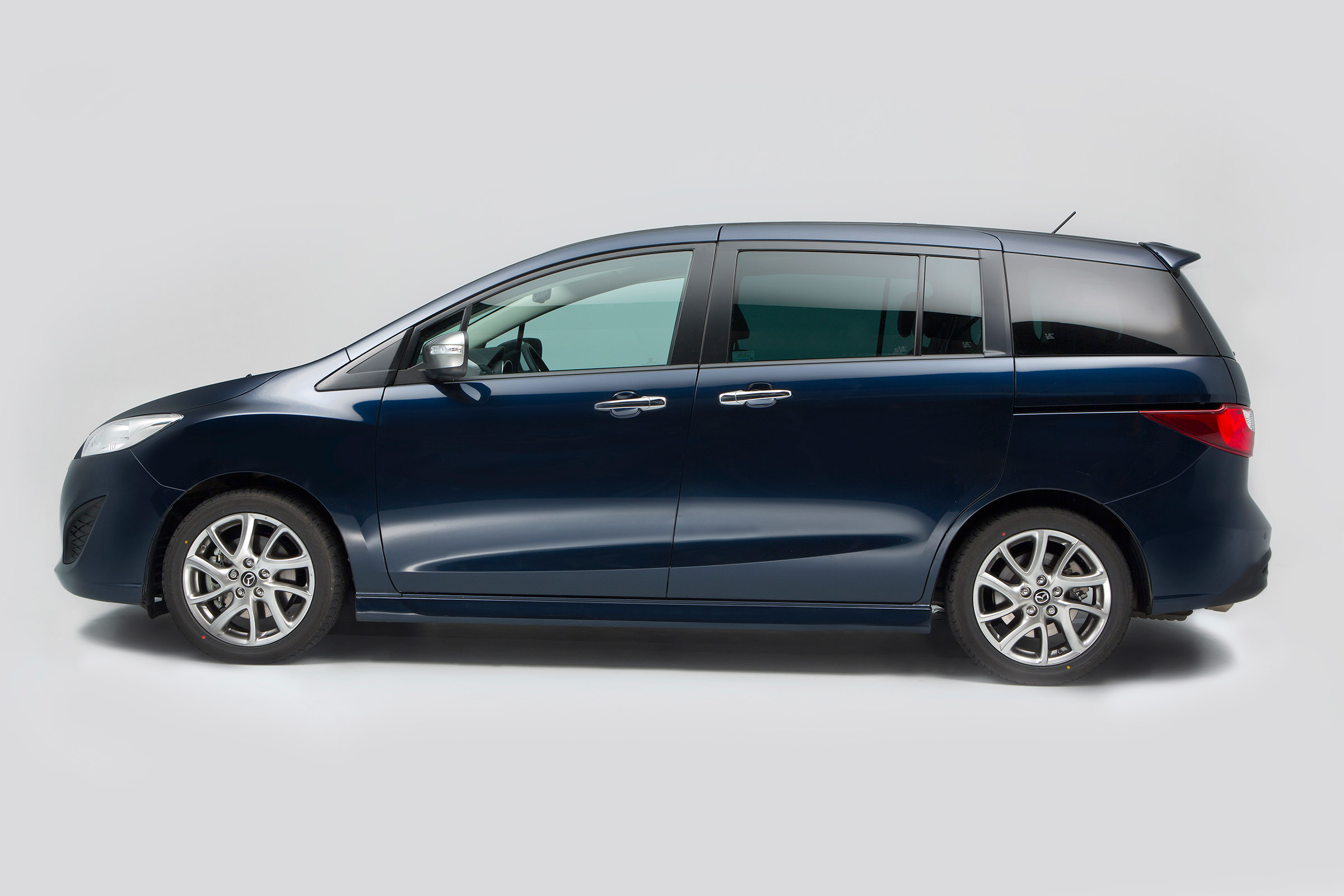Used Mazda 5 - side