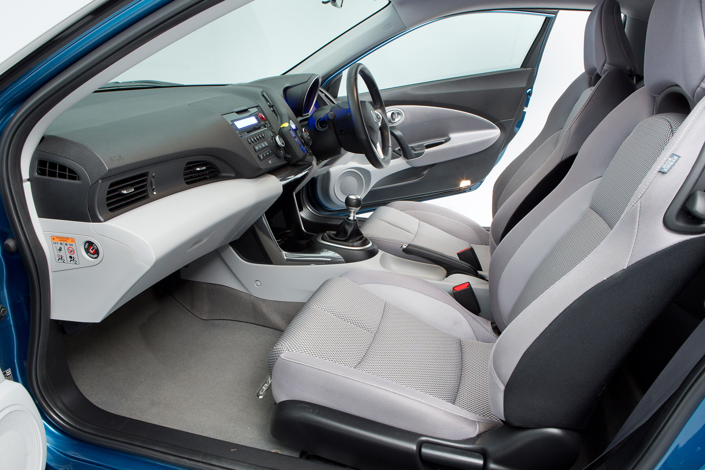 Used Honda CR-Z - front seats