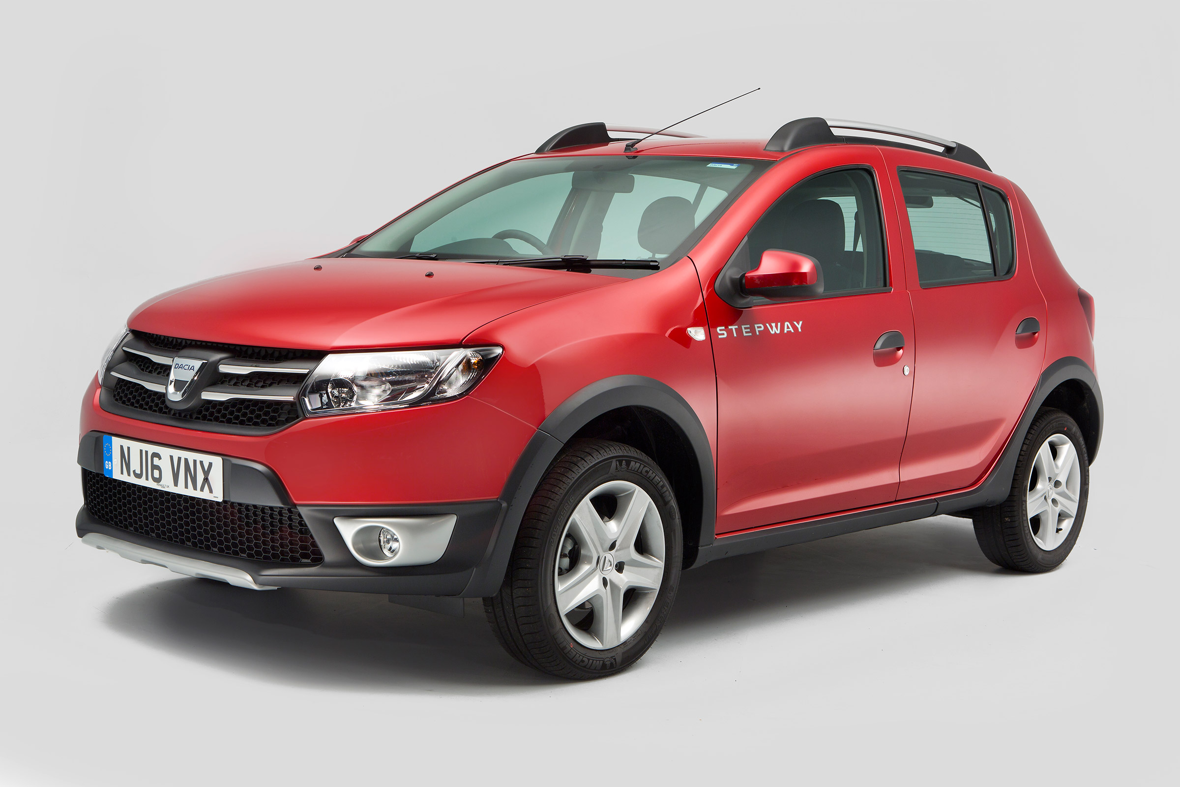 Used Dacia Sandero - front