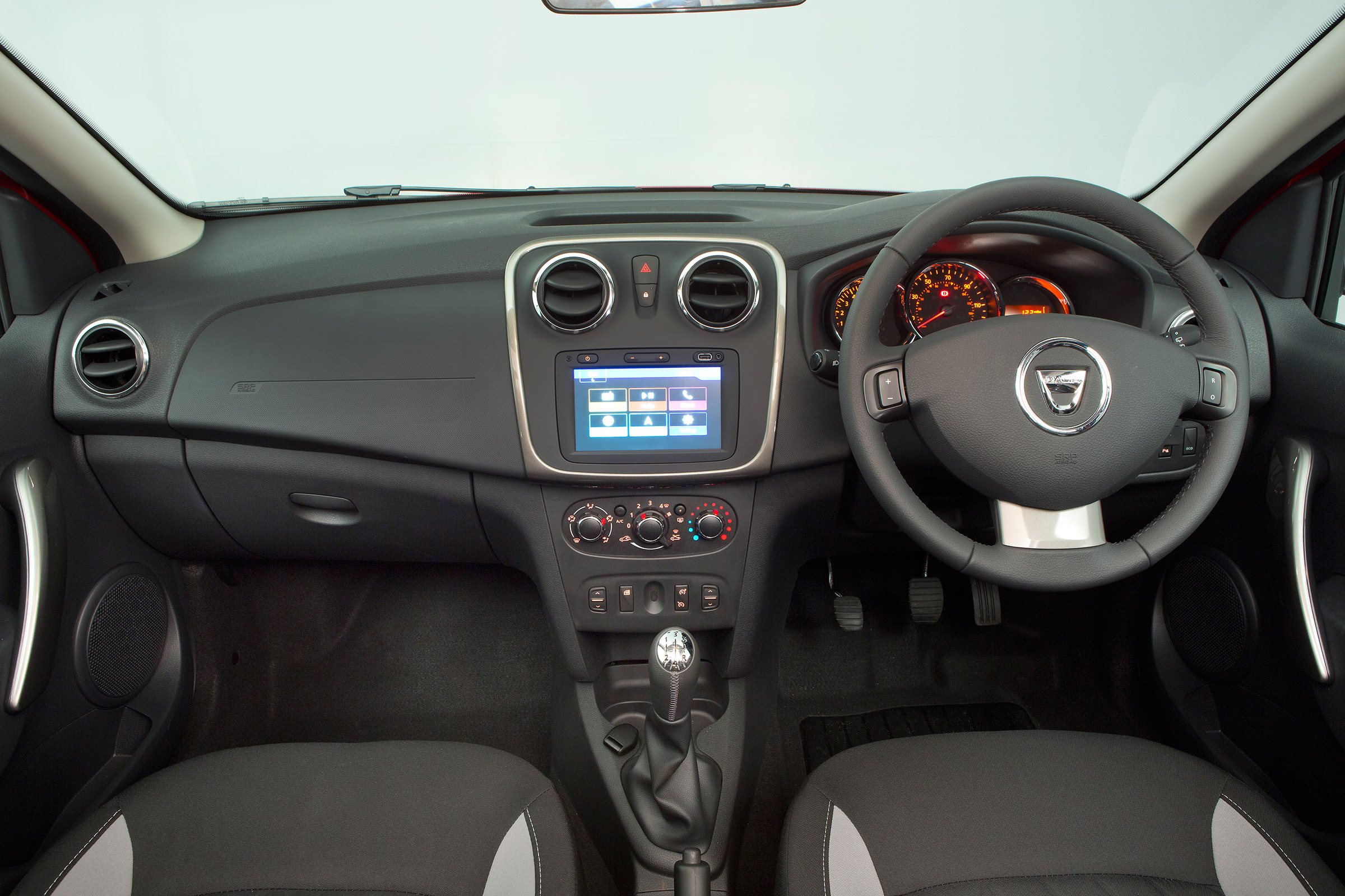 Used Dacia Sandero - dash