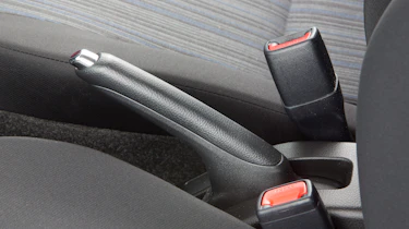 Used Suzuki Swift Mk6 - handbrake