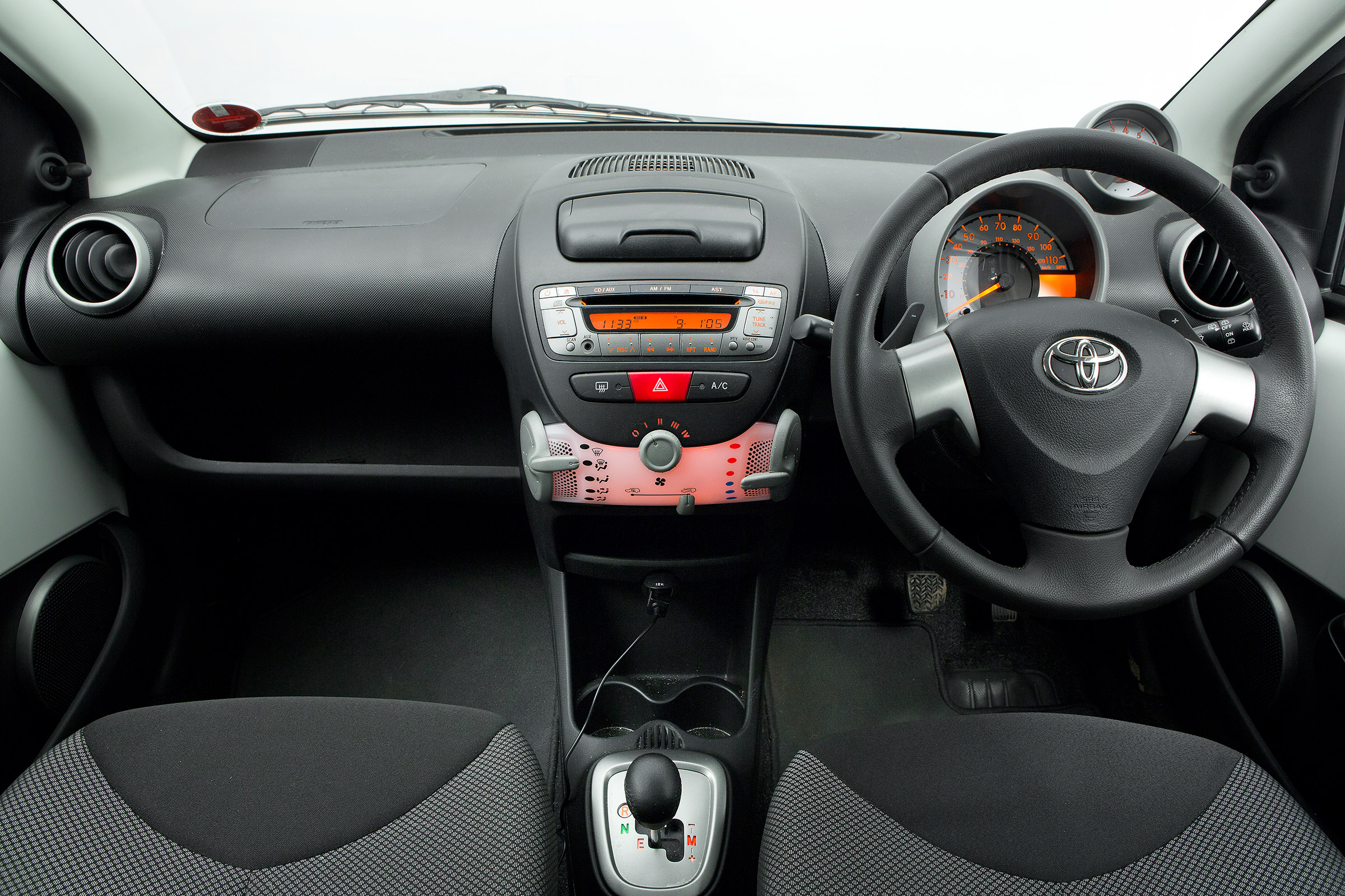 Used Toyota Aygo - dash