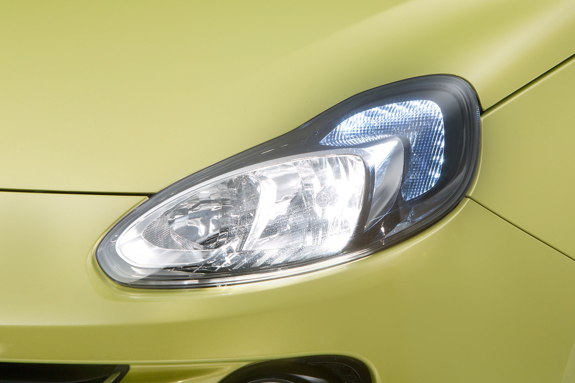 Used Vauxhall Adam - front light detail