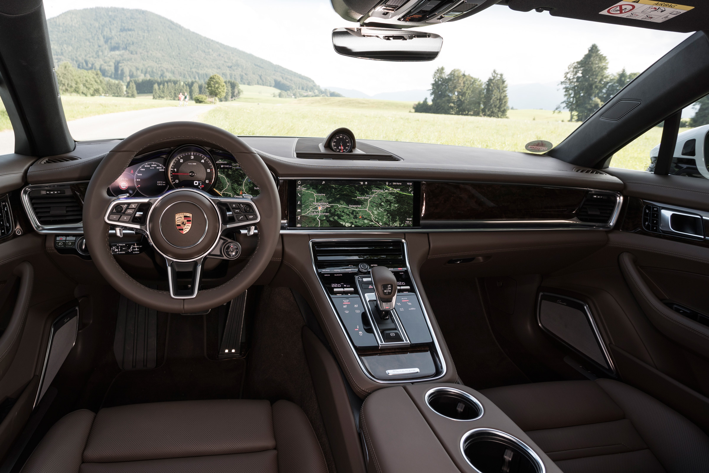 Porsche Panamera 4S diesel 2016 - interior
