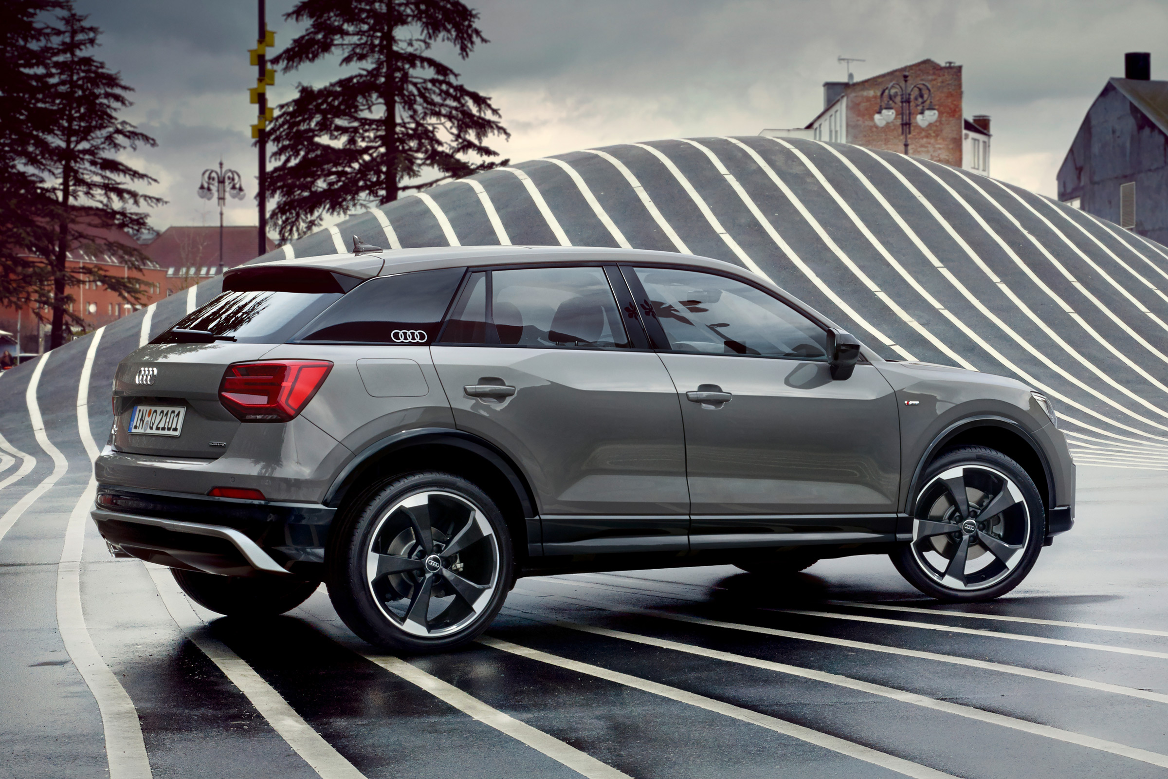 Audi Q2 Edition #1 - rear quarter