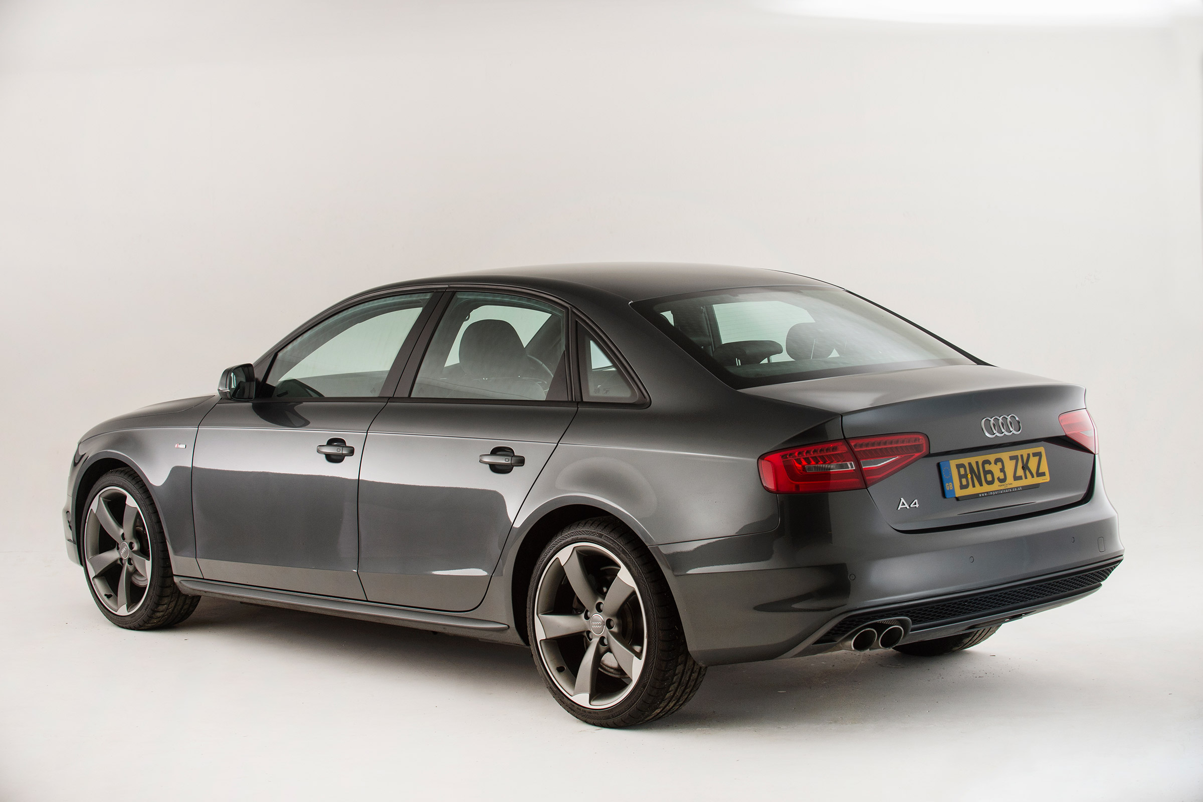 Used Audi A4 - rear