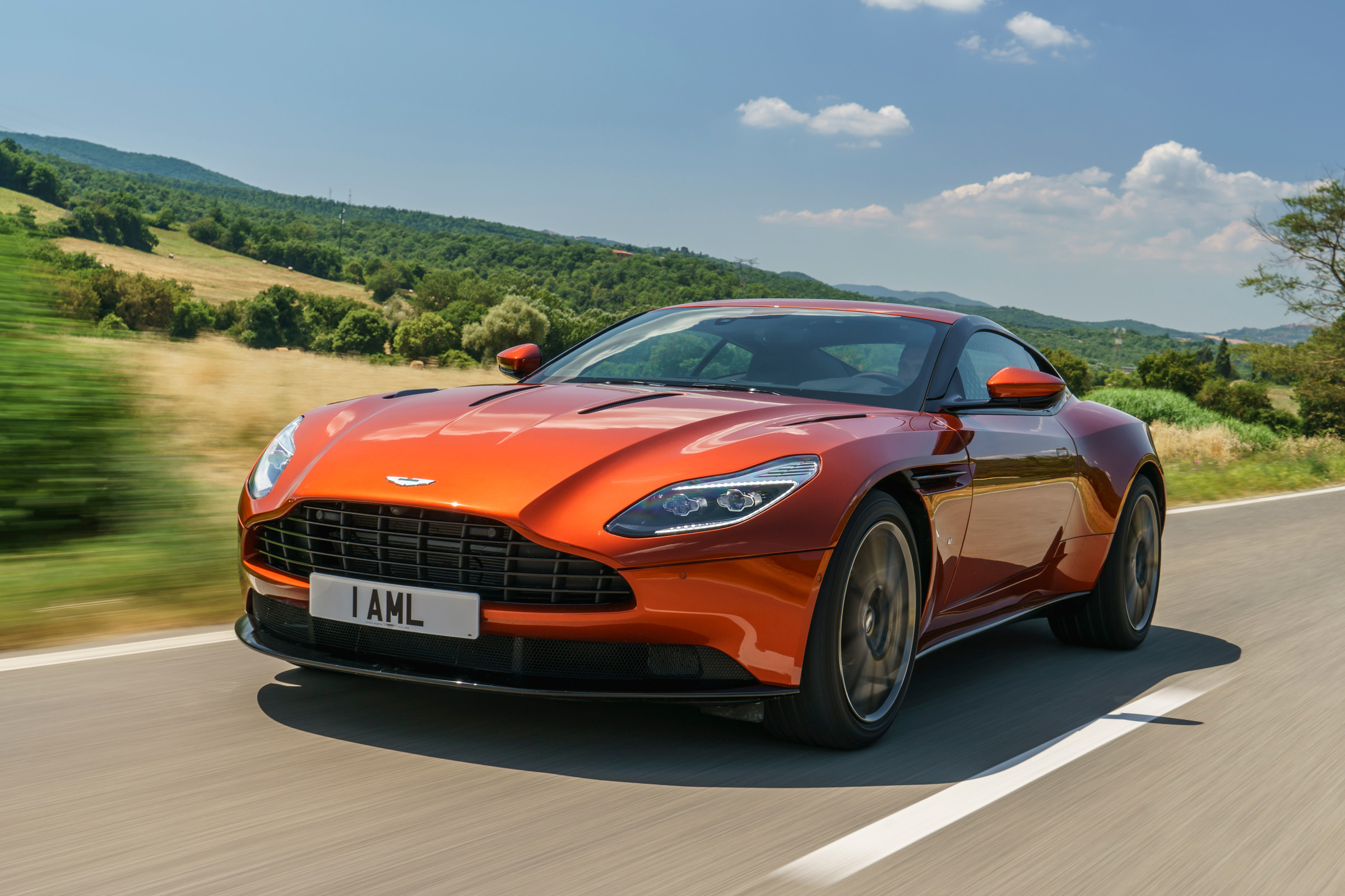 Aston Martin DB11 2016 - front tracking 2