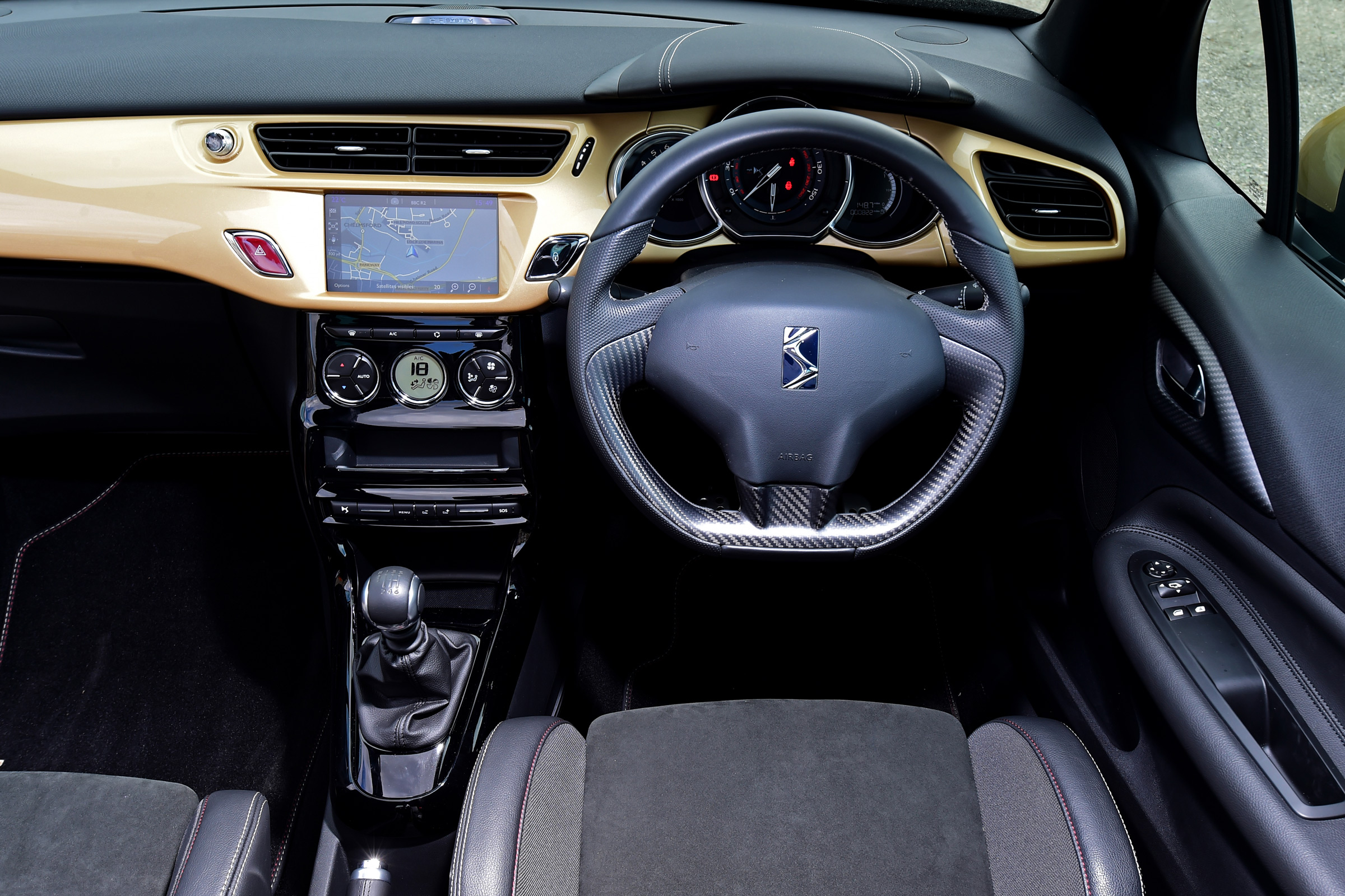 DS 3 Performance Cabrio 2016 - interior