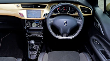 DS 3 Performance Cabrio 2016 - interior