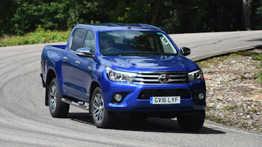Toyota Hilux - front cornering