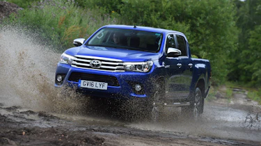 Toyota Hilux - off-road