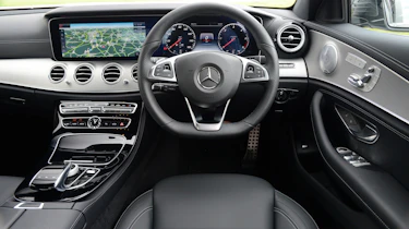 Mercedes E 350d 2016 - interior