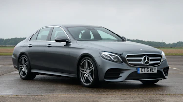 Mercedes E 350d 2016 - front quarter