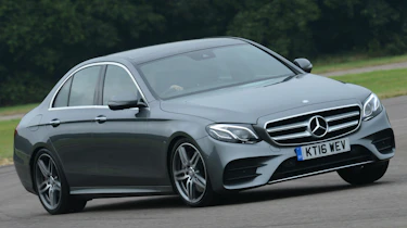 Mercedes E 350d 2016 - front cornering