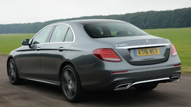 Mercedes E 350d 2016 - rear tracking