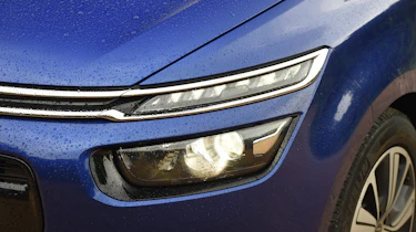 Citroen Grand C4 Picasso 2016 - headlight
