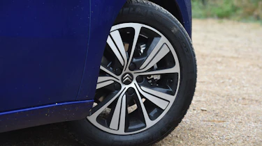 Citroen Grand C4 Picasso 2016 - wheel