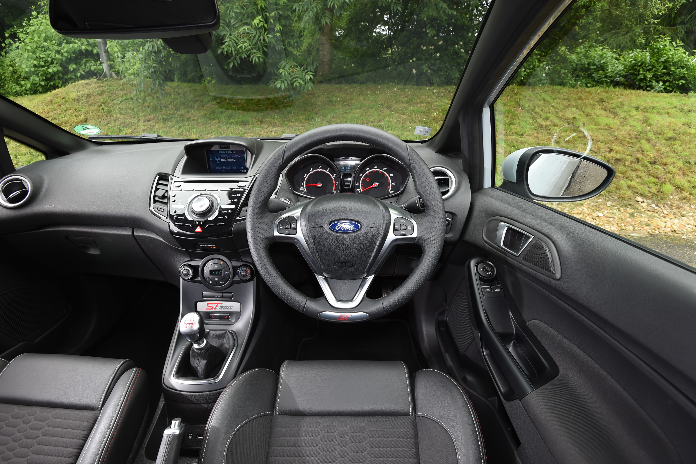 Ford Fiesta ST200 - interior