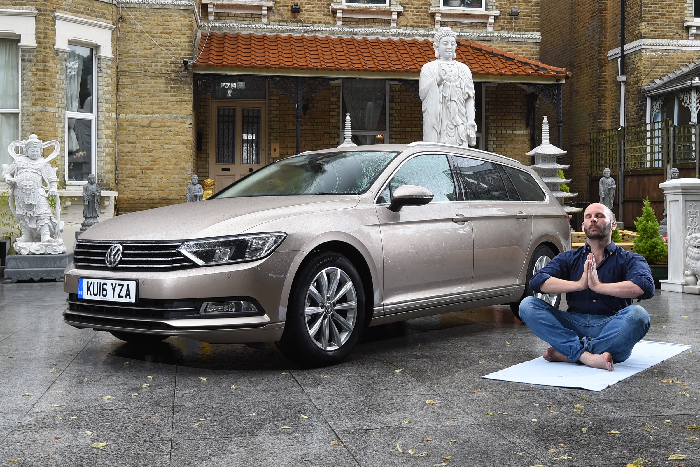 Long-term test review Volkswagen Passat Estate - second report header
