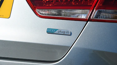 Kia Optima PHEV - hybrid