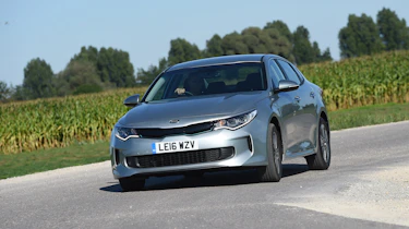 Kia Optima PHEV - front cornering
