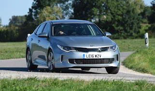 Kia Optima PHEV - front