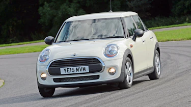 MINI One - front