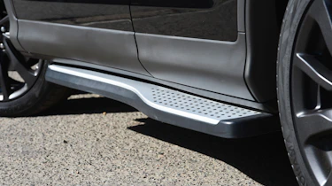Honda CR-V Black Edition 2016 - door sills