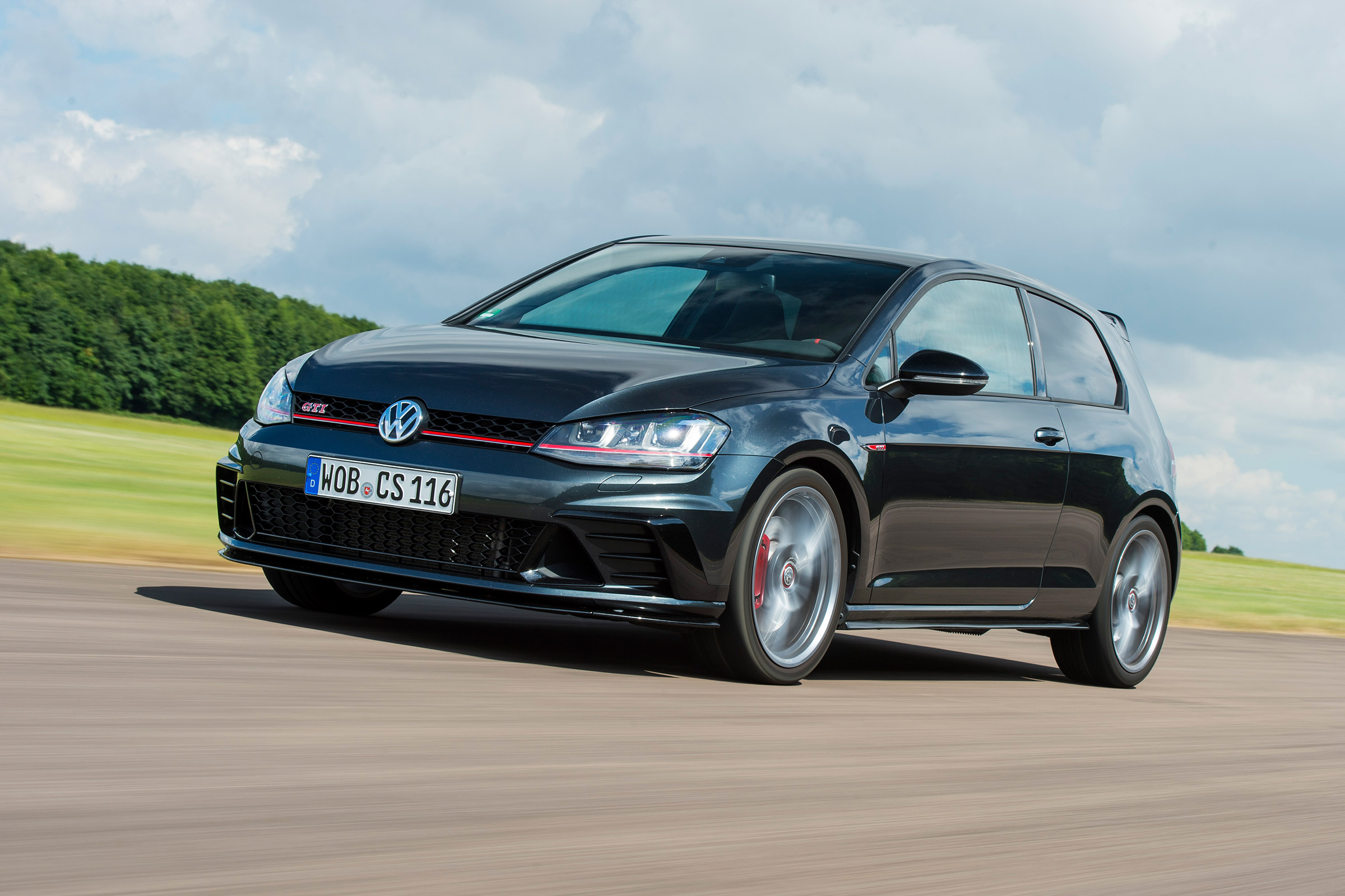 Volkswagen Golf GTI Clubsport S - front
