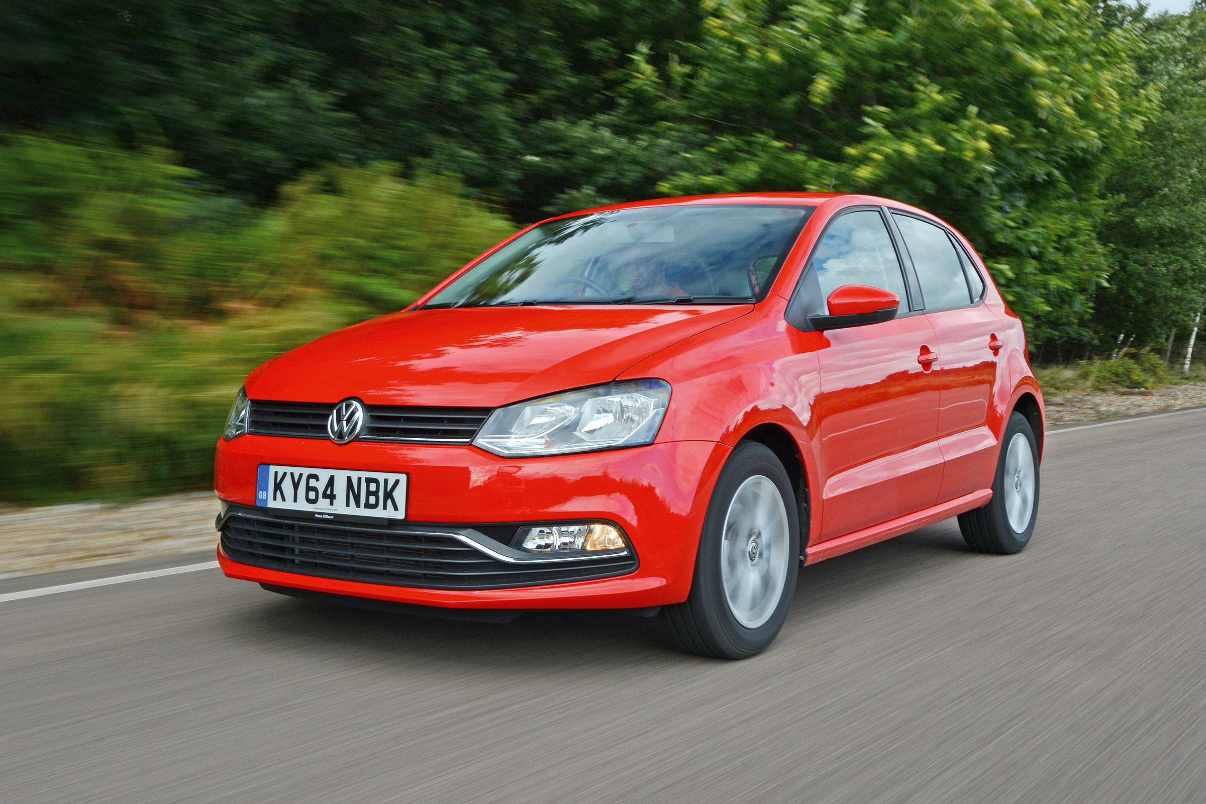 Volkswagen Polo - front