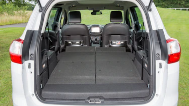 Ford Grand C-MAX 2016 - boot seats flat
