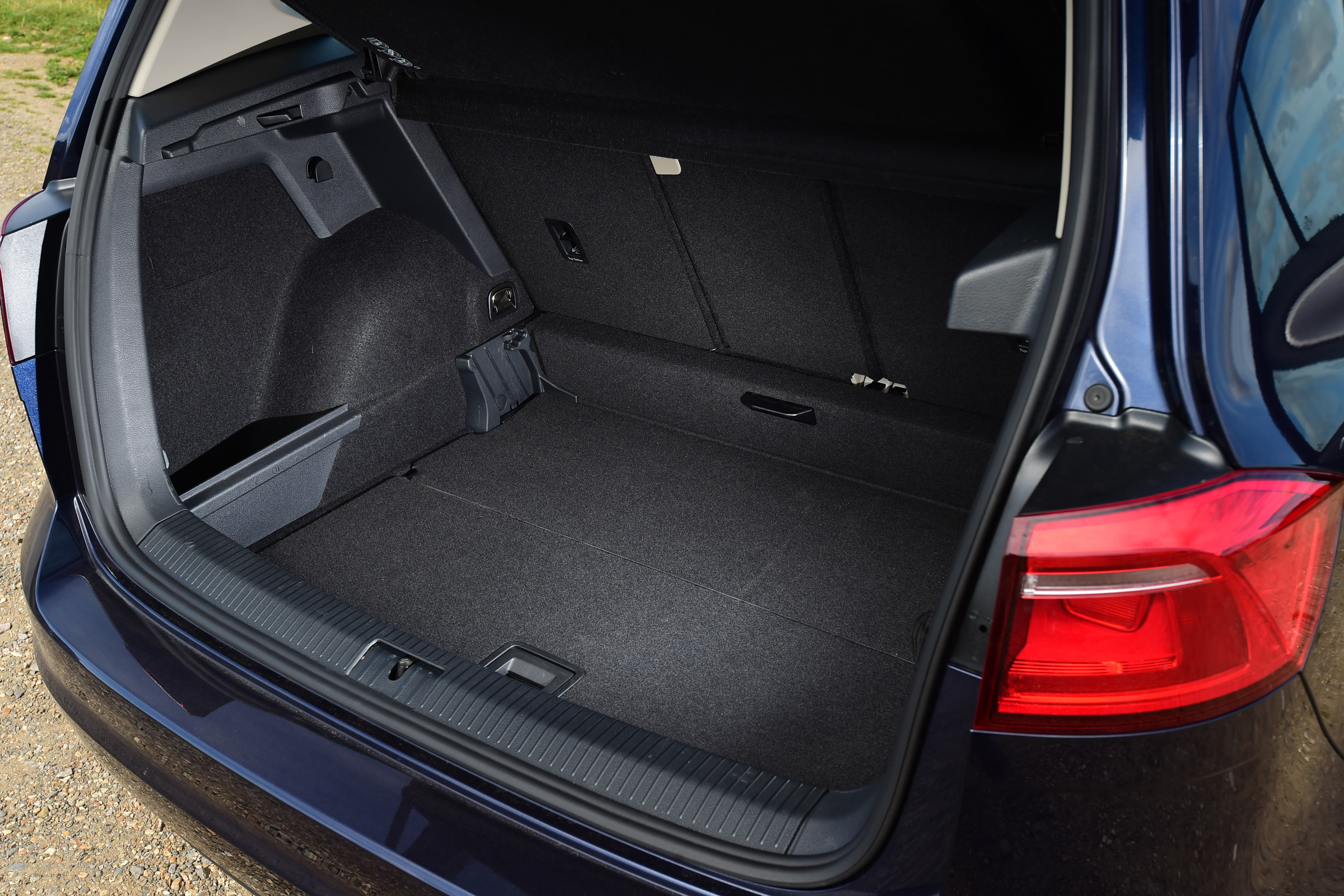 Volkswagen Golf SV BlueMotion TSI 2016 - boot