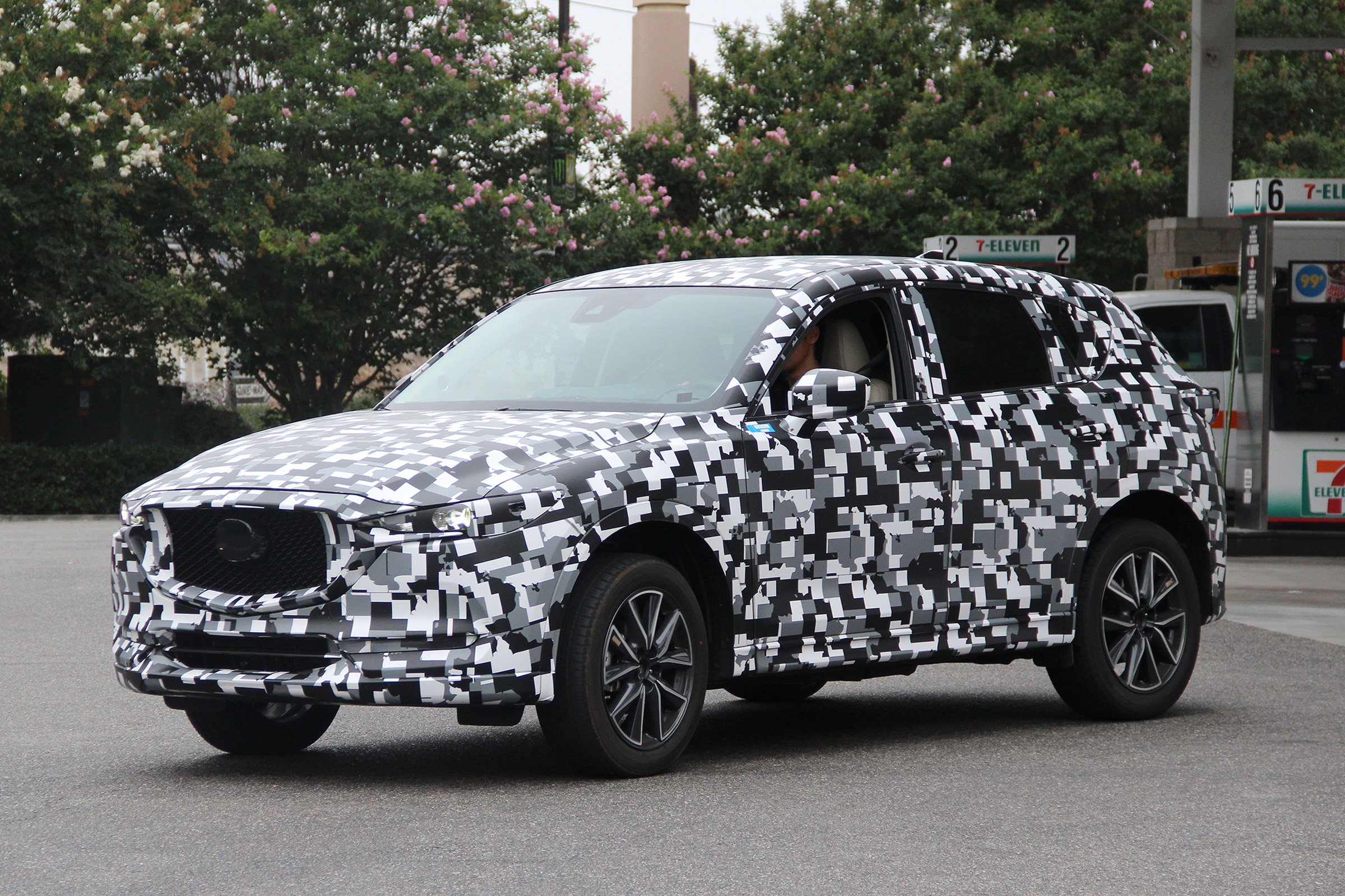 Mazda CX-5 2017 front side