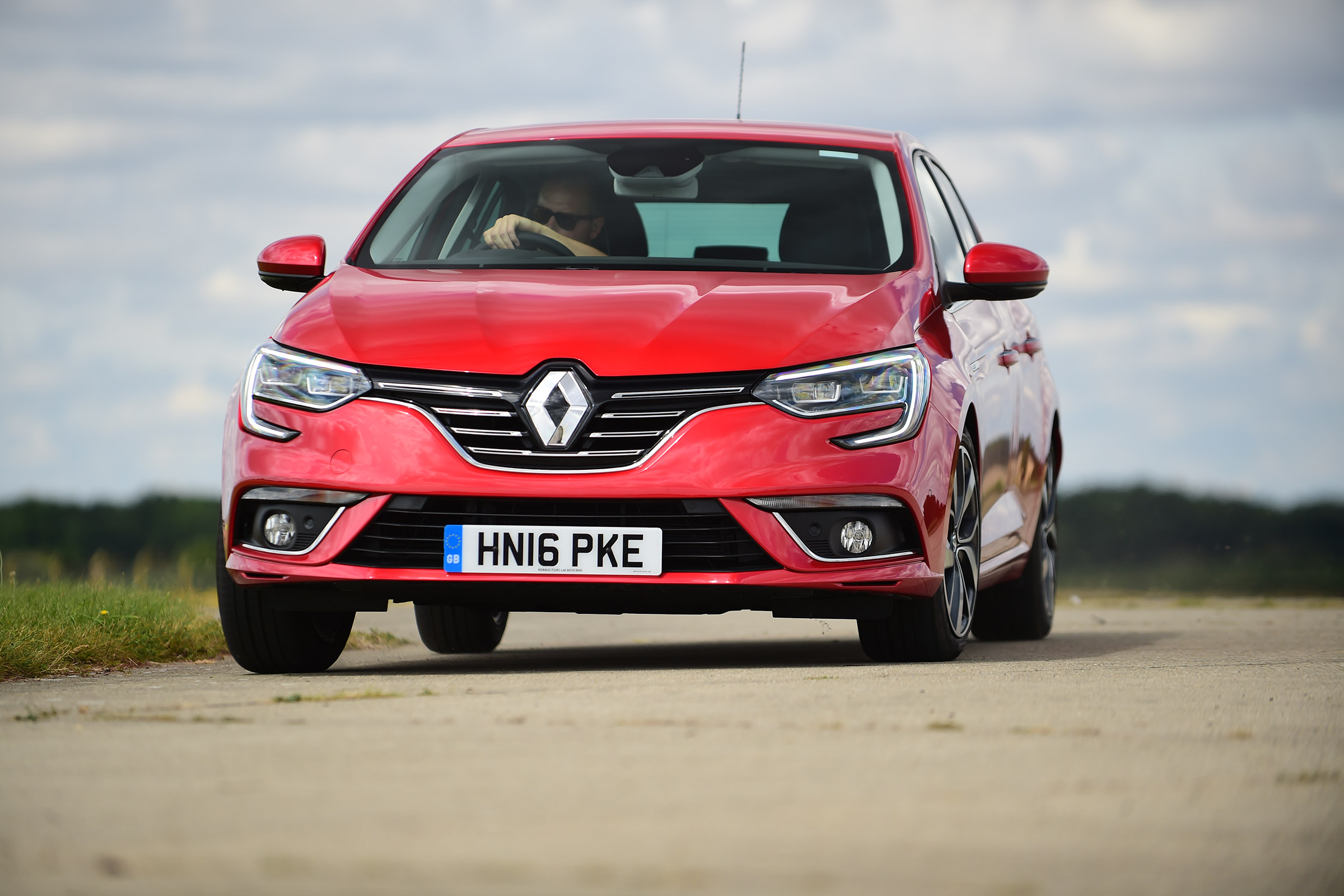 Renault Megane vs Vauxhall Astra vs SEAT Leon - 