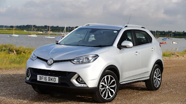MG GS vs rivals - MG GS front three quarter