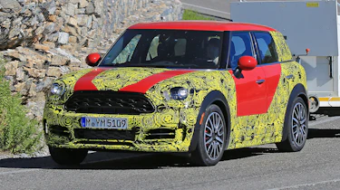 MINI Countryman spied - front