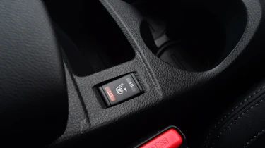 MG GS vs rivals - Nissan Qashqai heated seats