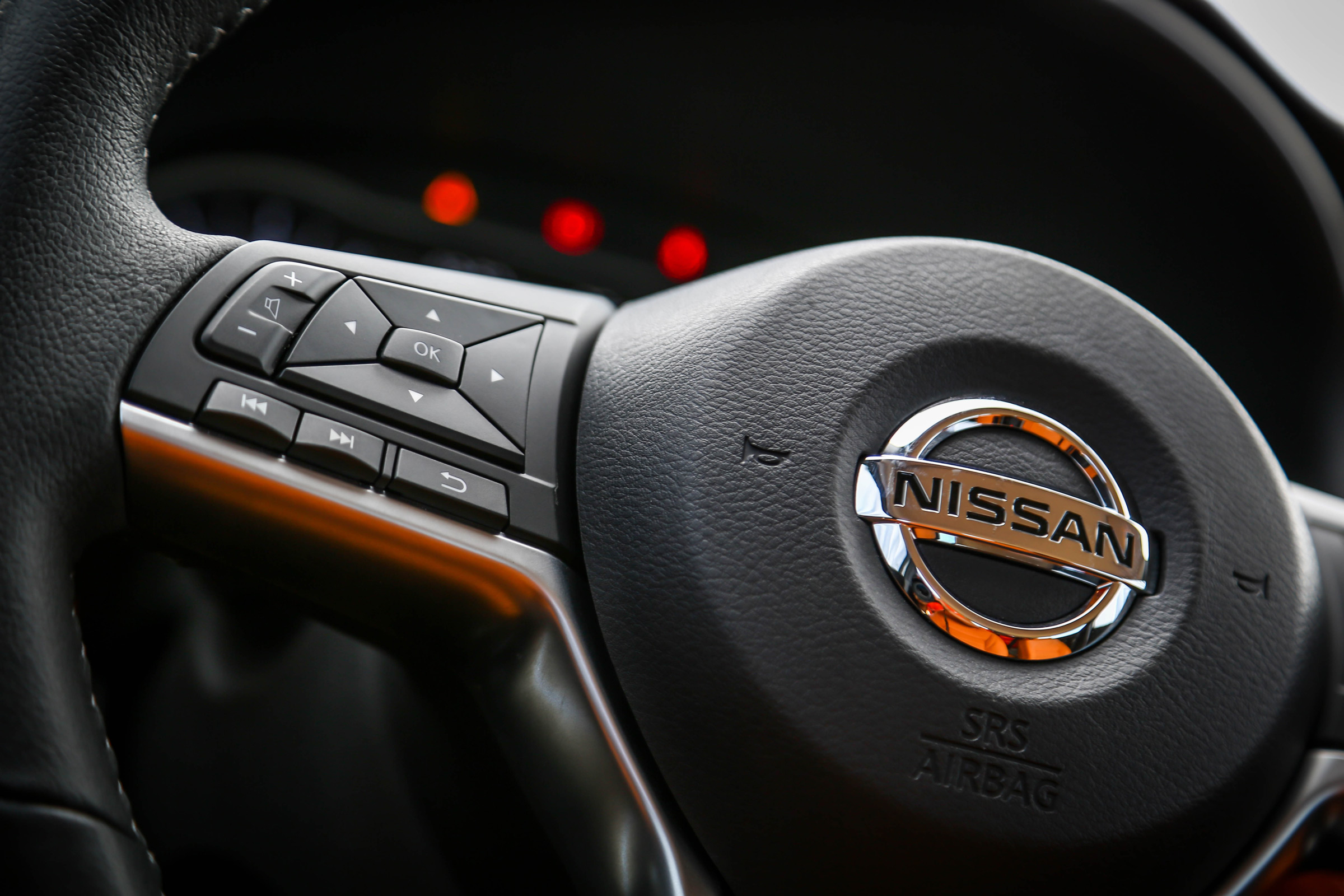 Nissan Kicks SUV - steering wheel