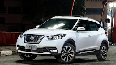 Nissan Kicks SUV - front quarter