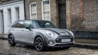 MINI Clubman ALL4 - front quarter