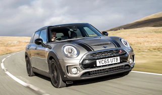 MINI Clubman ALL4 - front tracking
