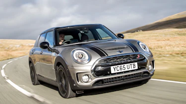 MINI Clubman ALL4 - front tracking